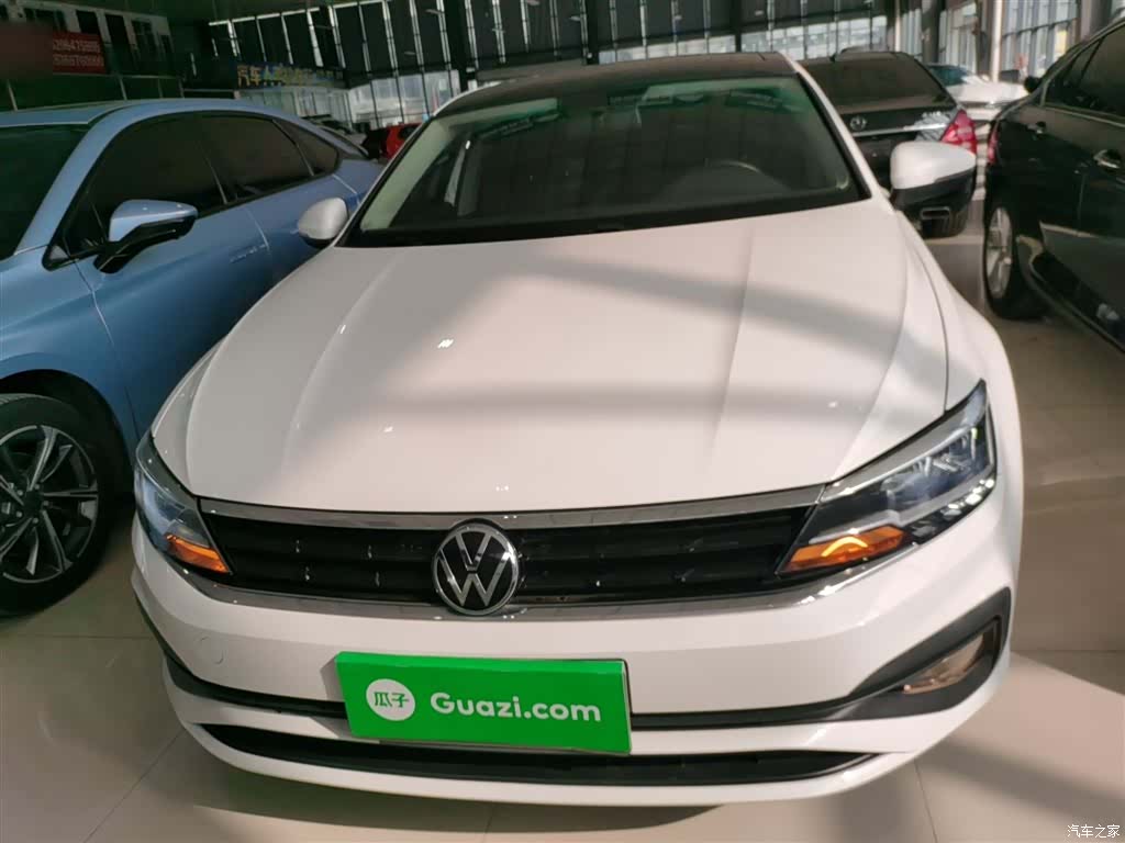 Volkswagen Lamando, 2019 3