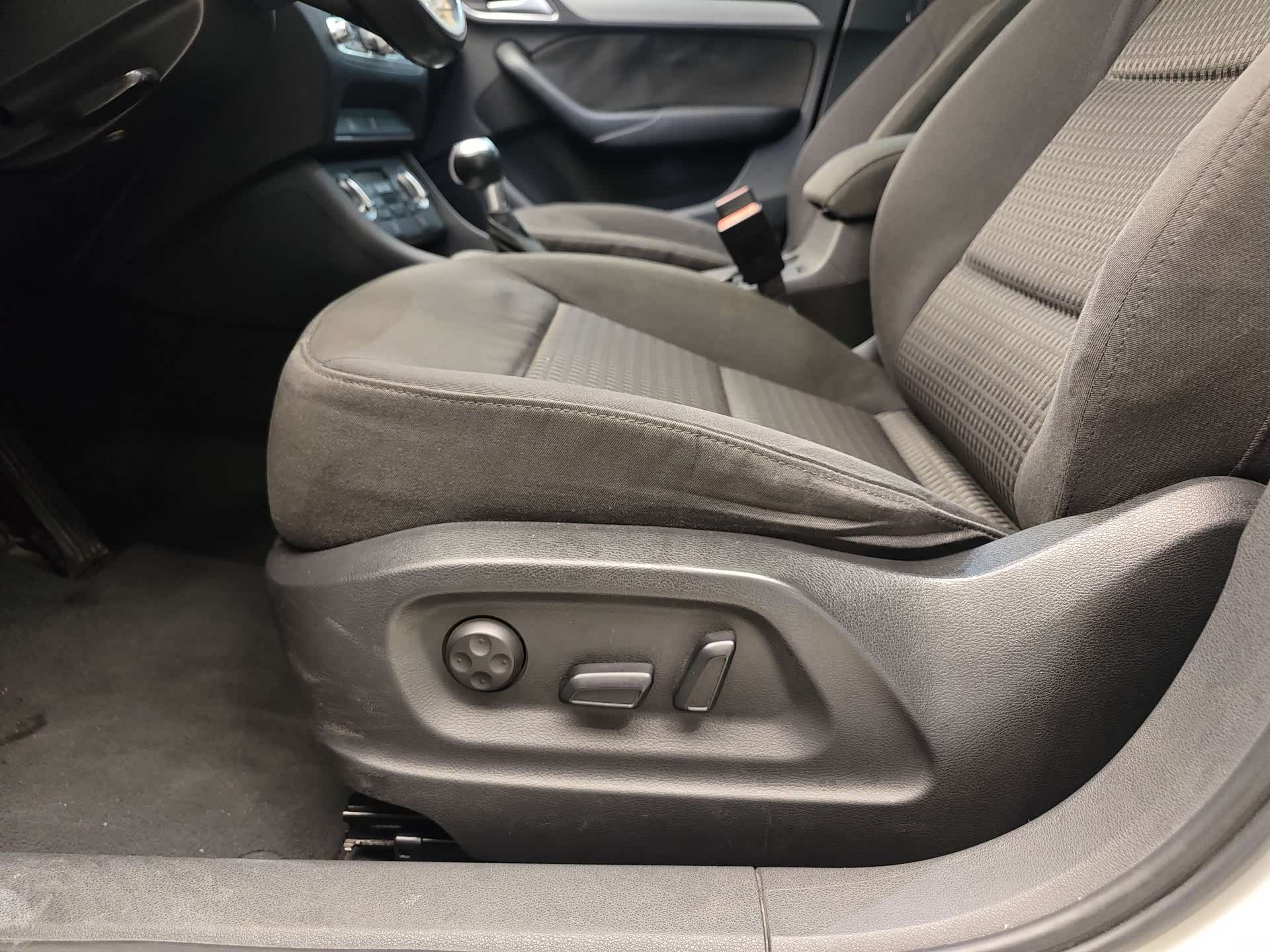 Audi Q3, 2015 11