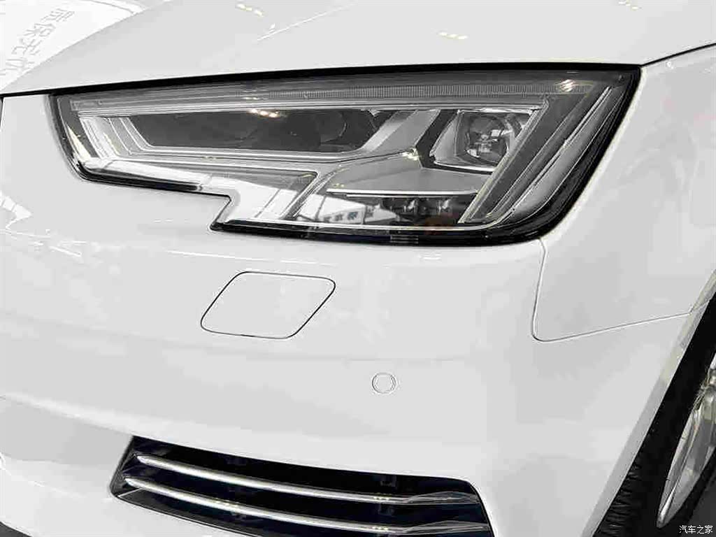 Audi A4L, 2018 15