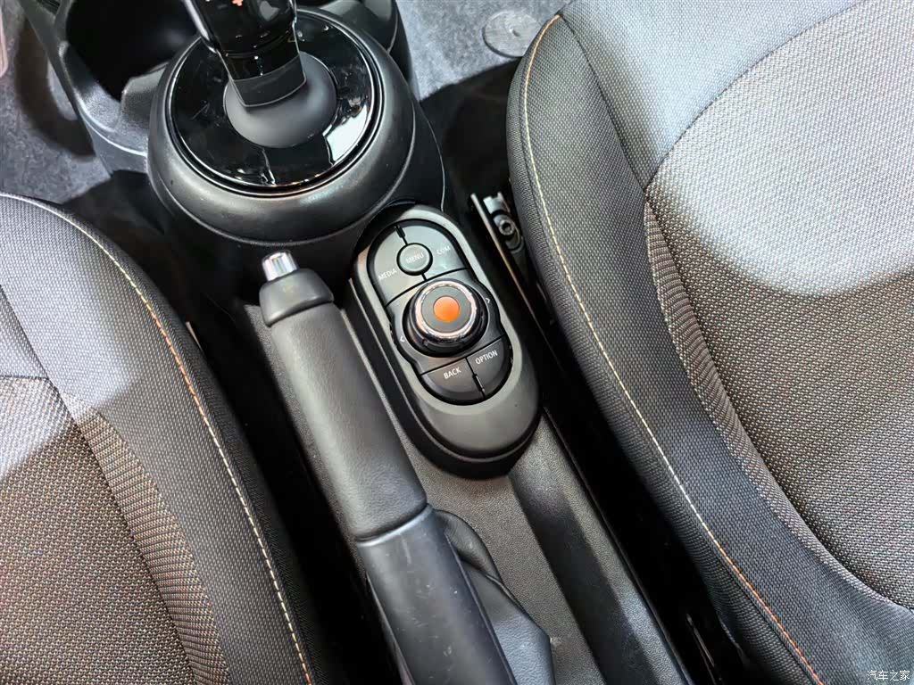 Mini ONE, 2021 12