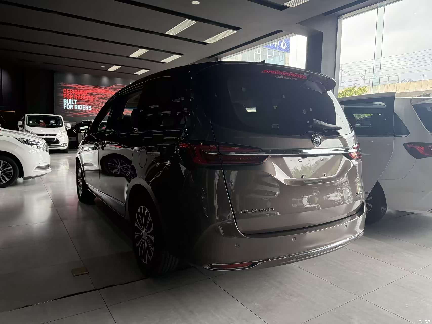 Buick GL8, 2021 17