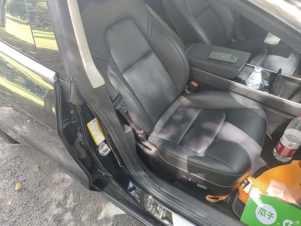 Tesla Model 3, 2019 25