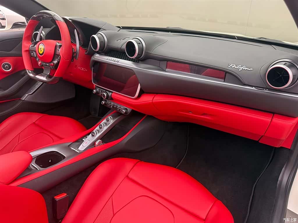Ferrari Portofino, 2019 11