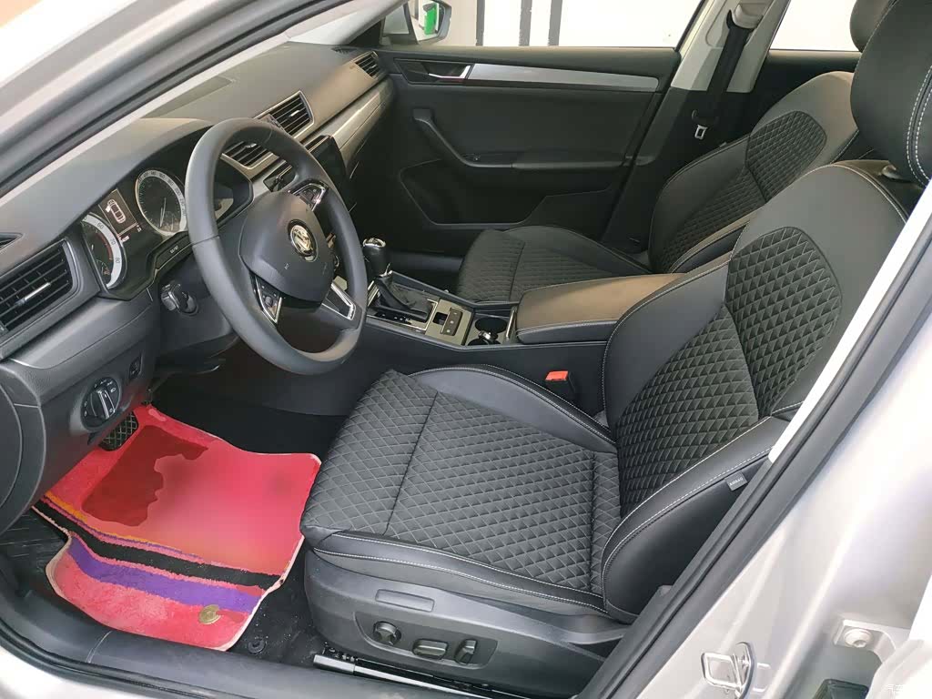 Skoda Superb, 2019 15