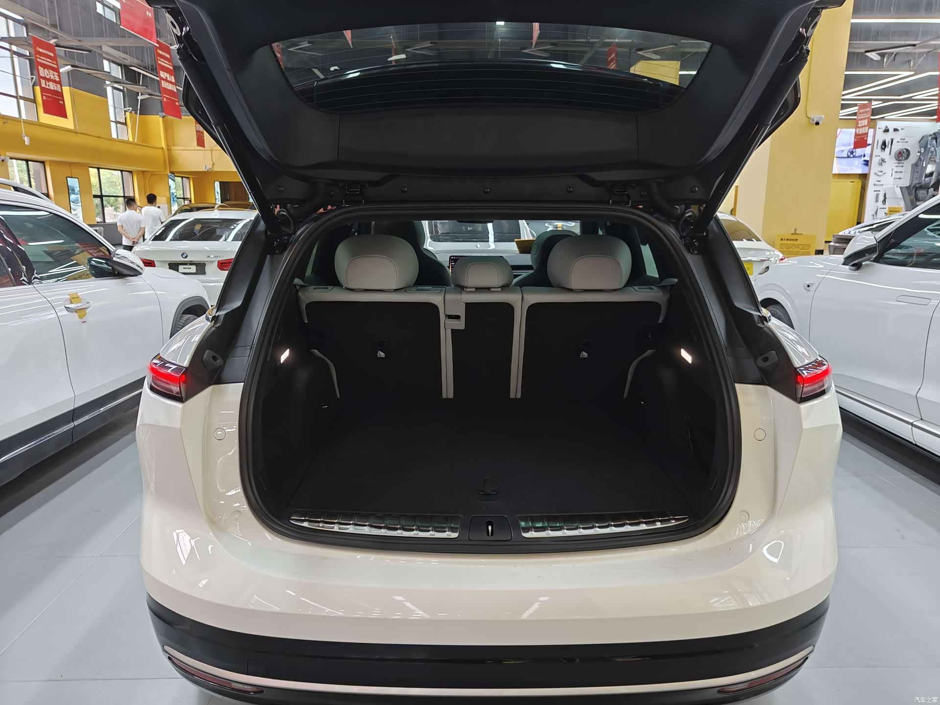 NIO ES6, 2025 12