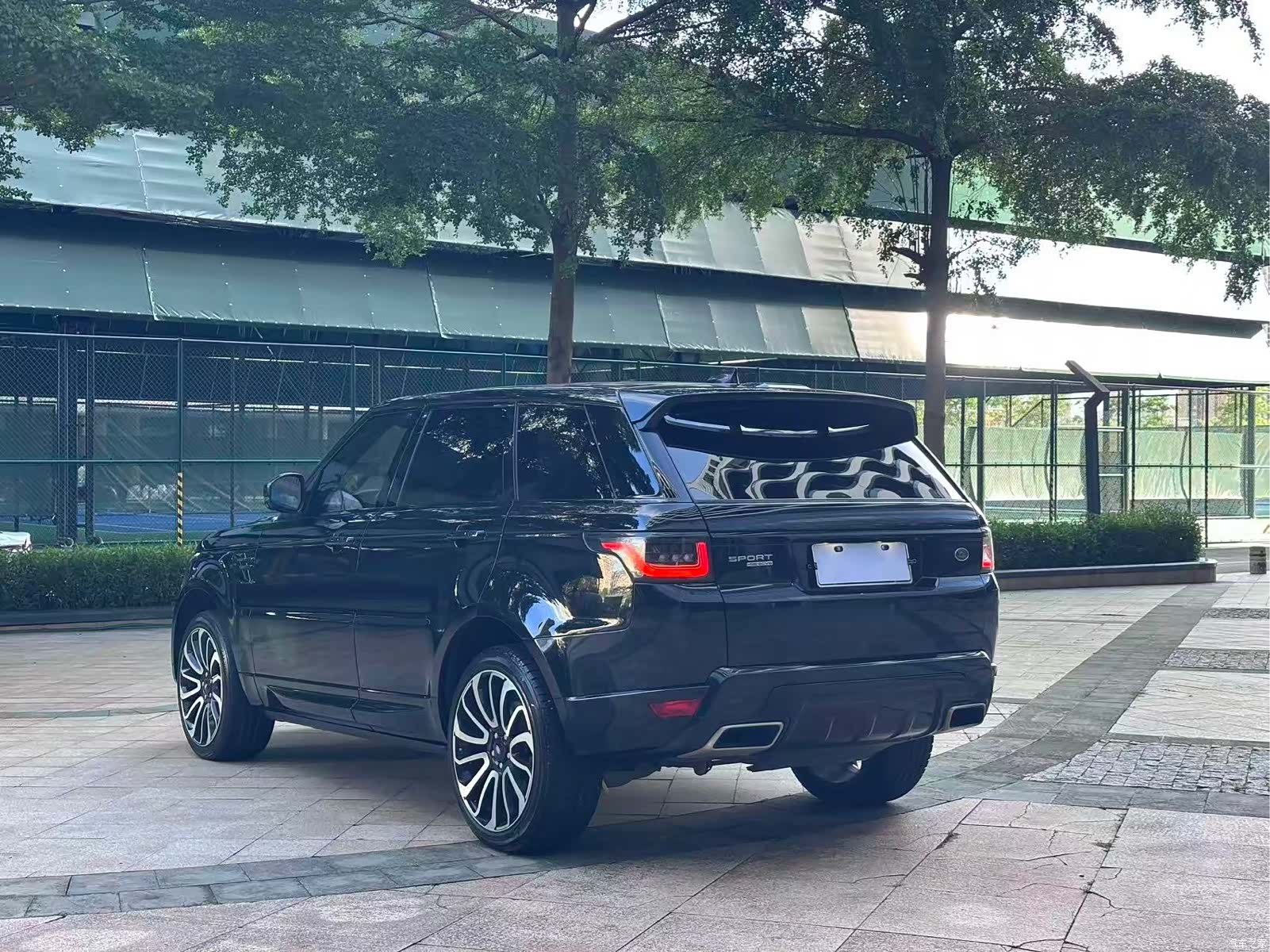 Land Rover Range Rover, 2019 19
