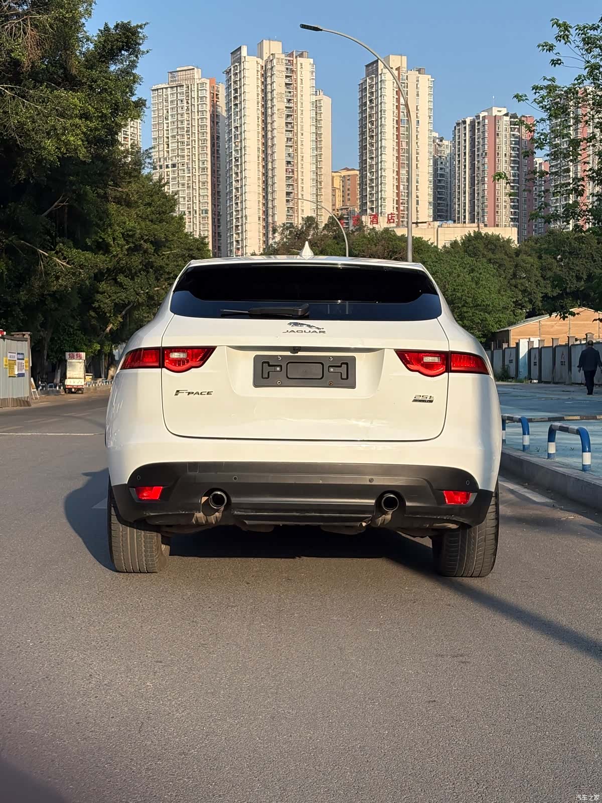 Jaguar F-PACE, 2018 8