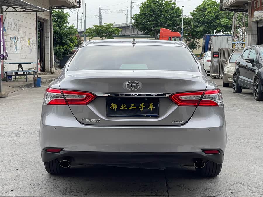 Toyota Camry 2022, фото 7