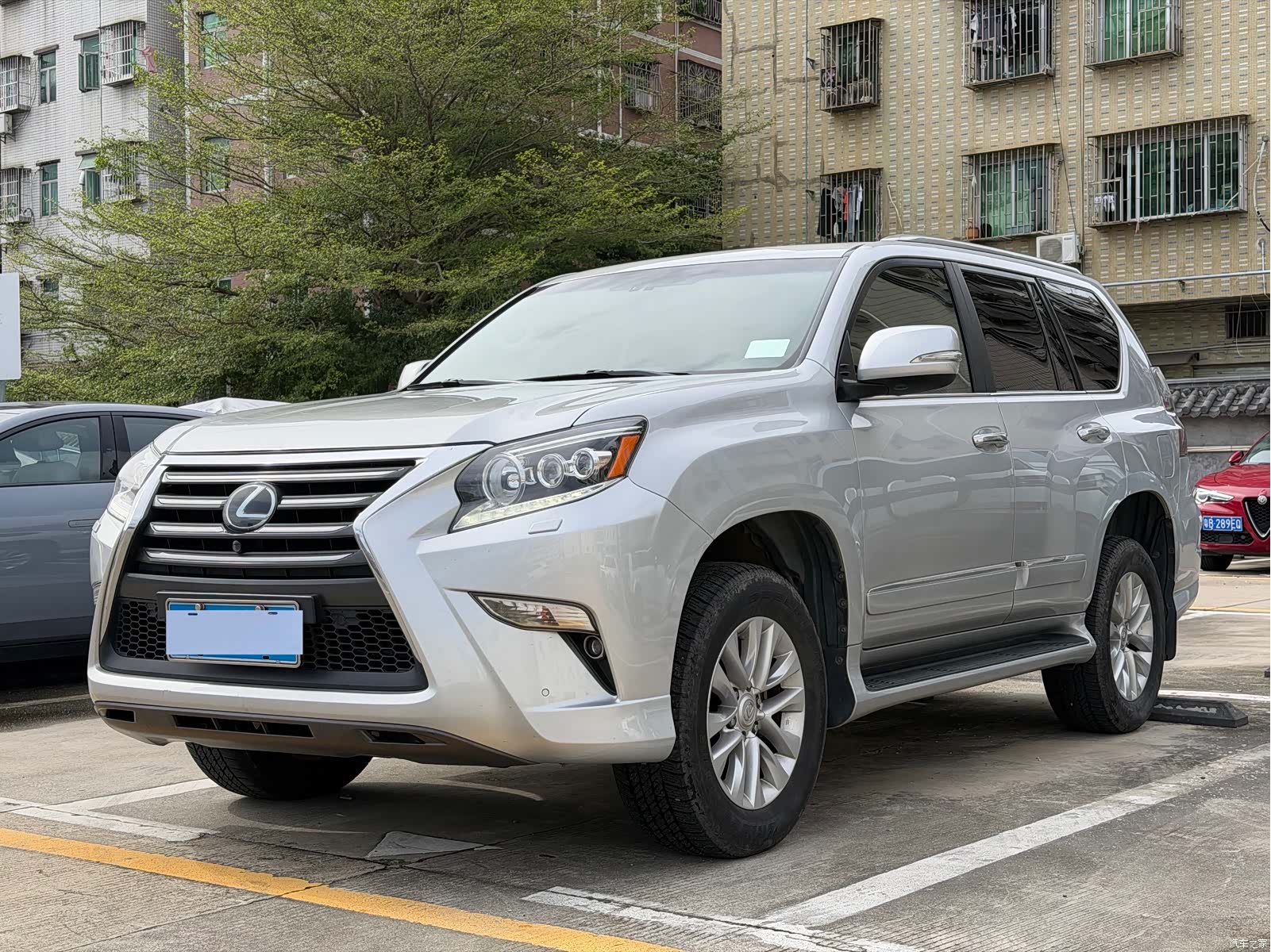 Lexus GX, 2014 1