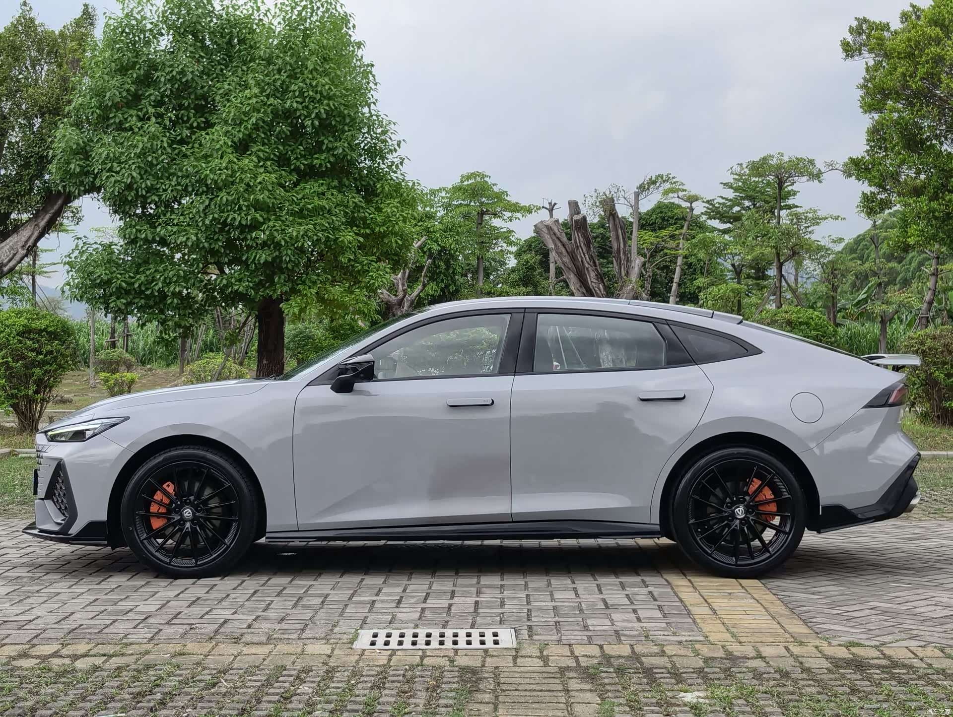 Changan UNI-V, 2023 6