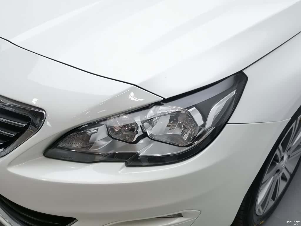 Peugeot 408, 2017 7