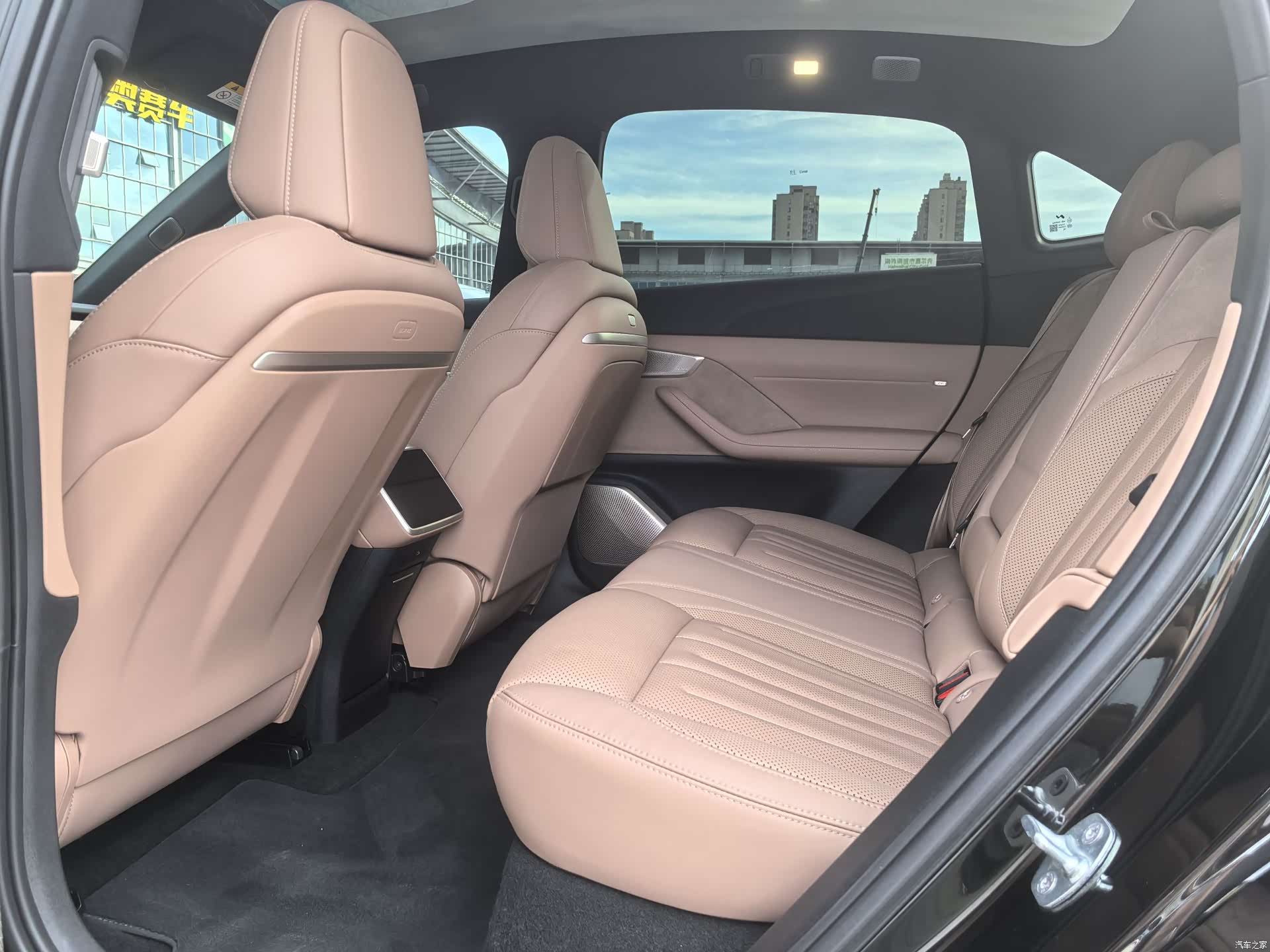 NIO L60, 2025 11
