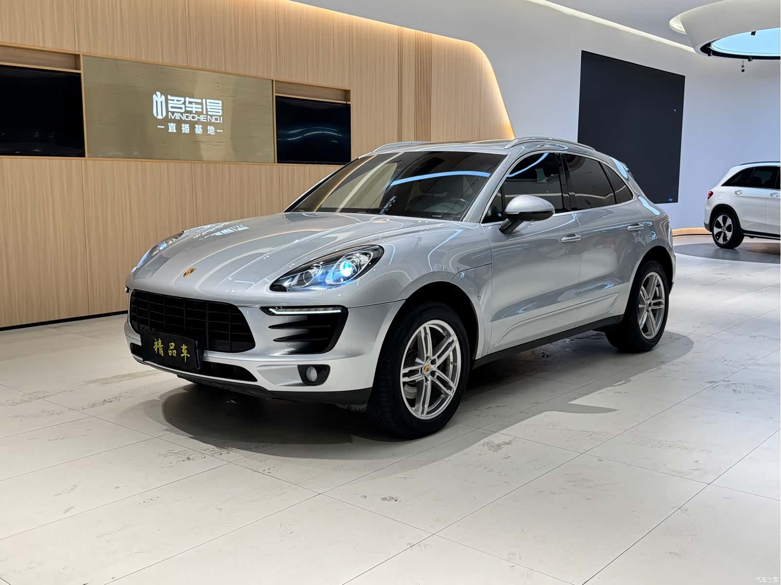 Porsche Macan, 2015 1
