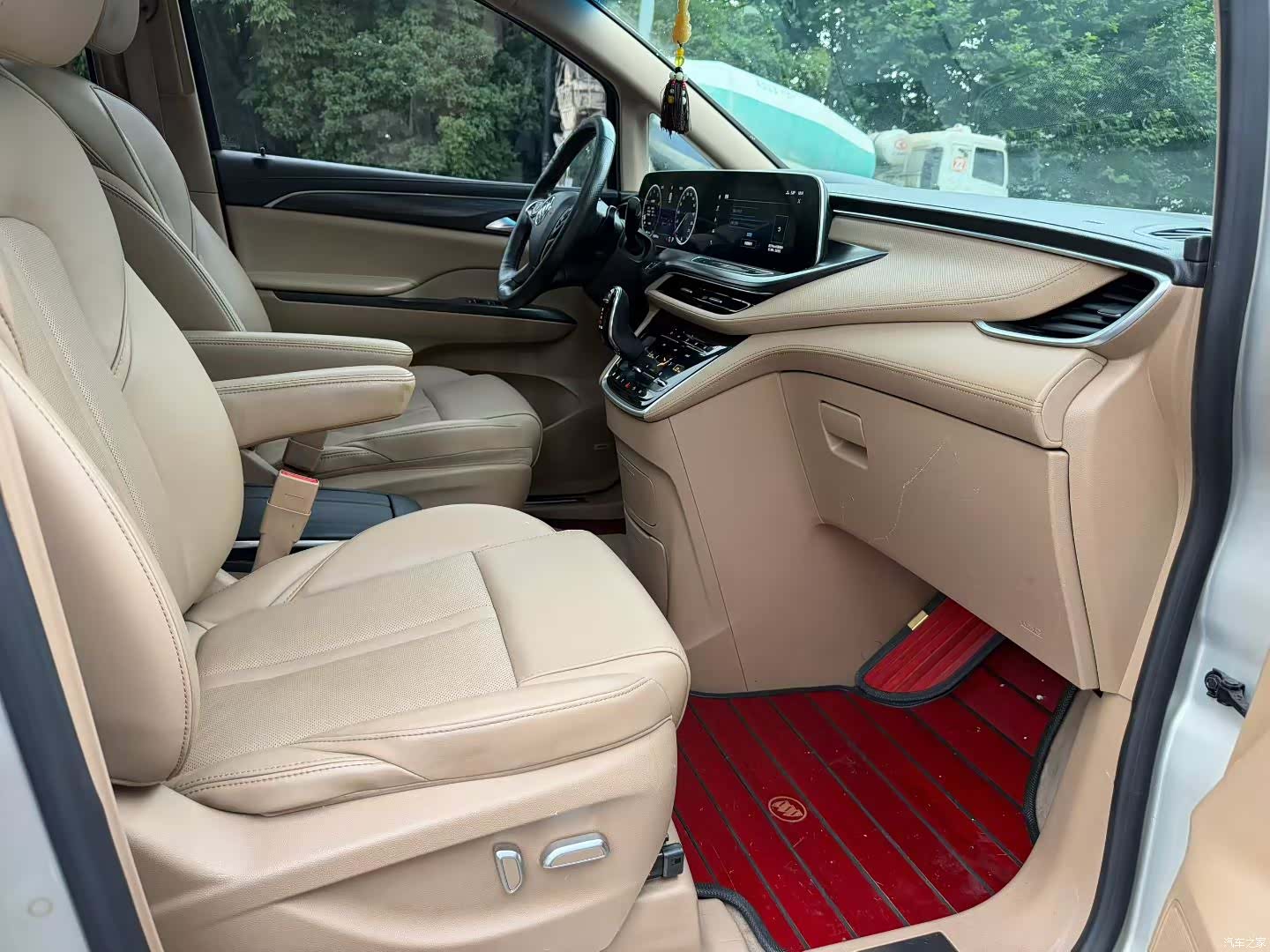Buick GL8, 2021 7
