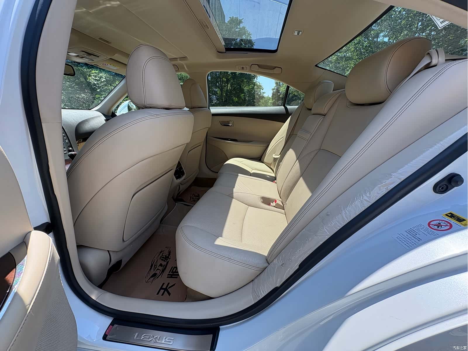 Lexus ES, 2010 19