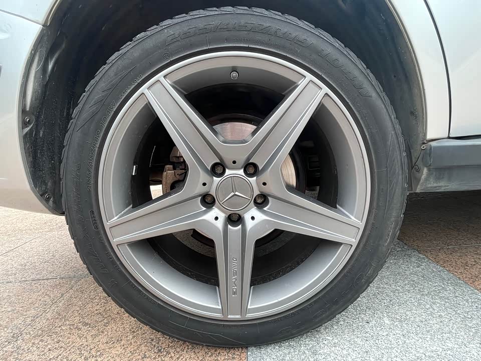 Mercedes-Benz GLK grade