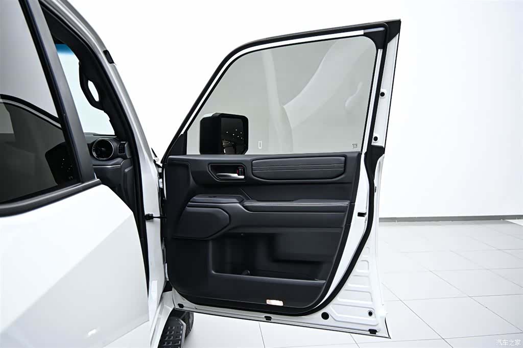 Toyota Prado, 2026 22