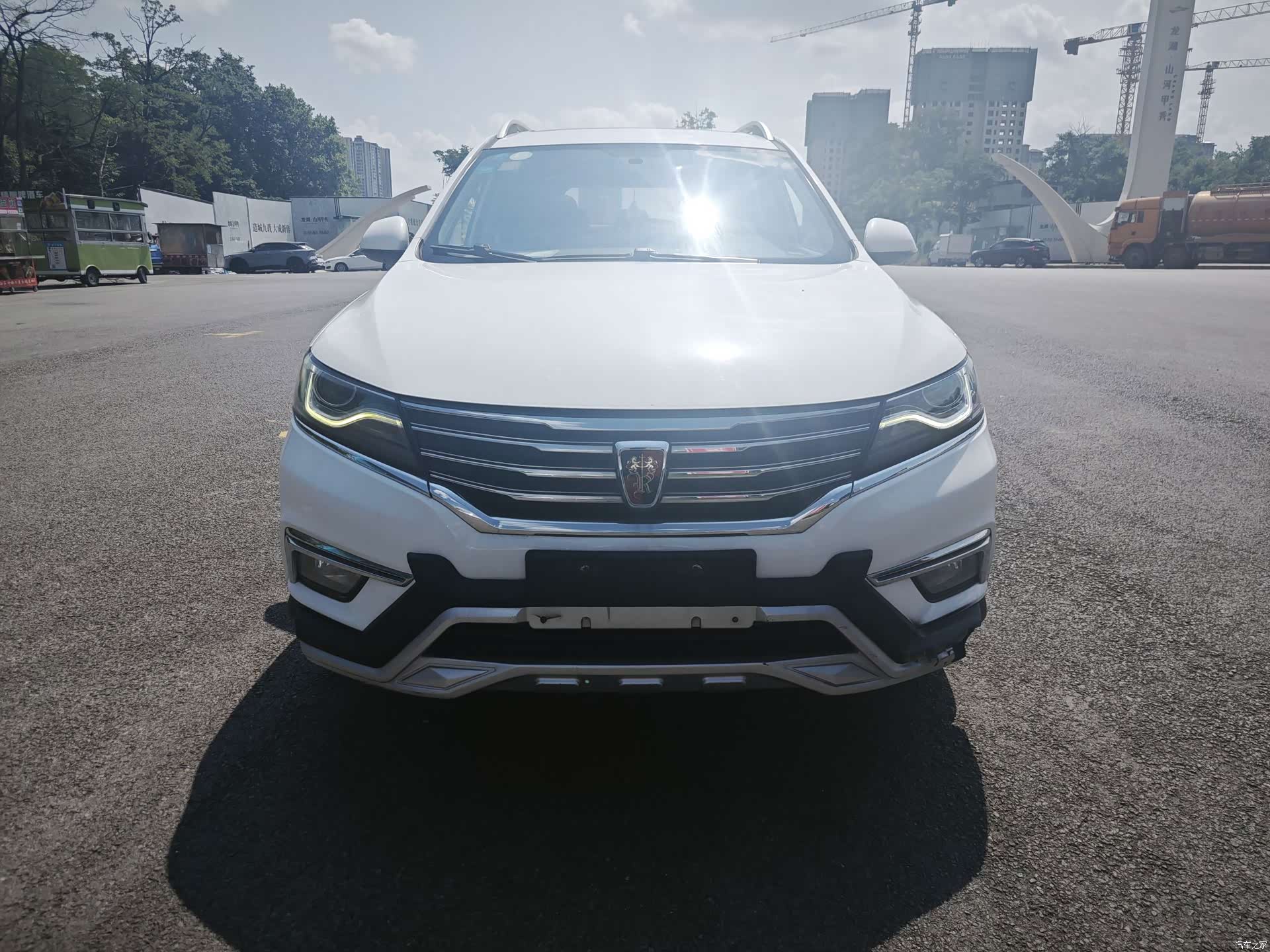 Roewe RX5, 2017 1