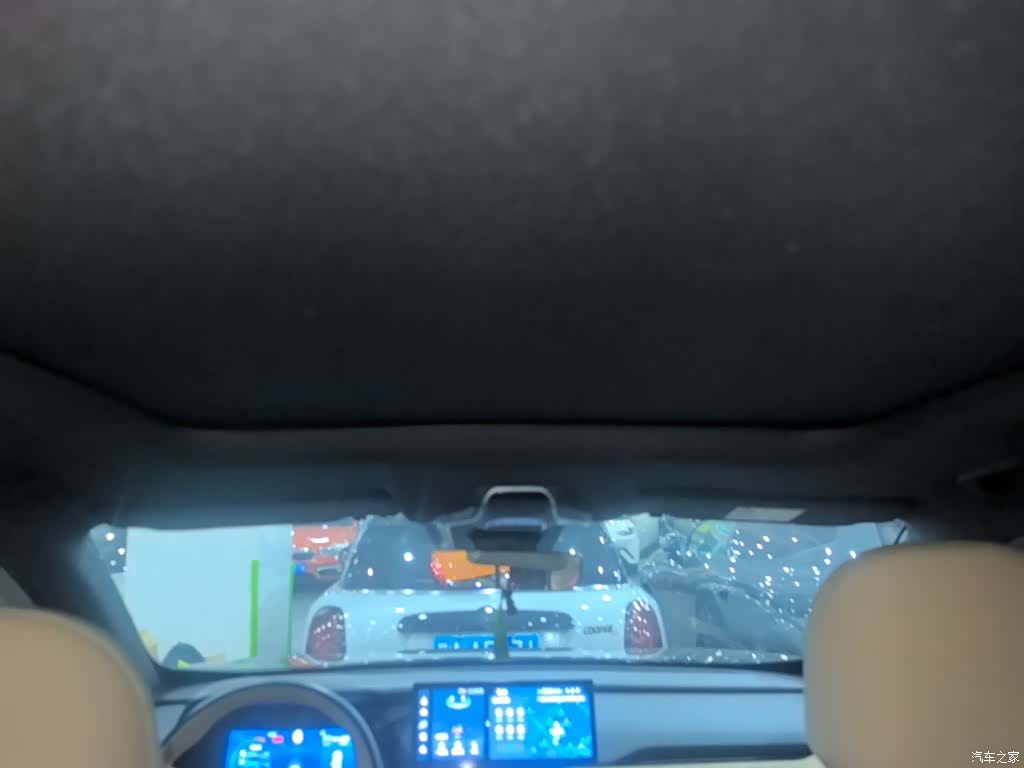 Geely Haoyue, 2023 18