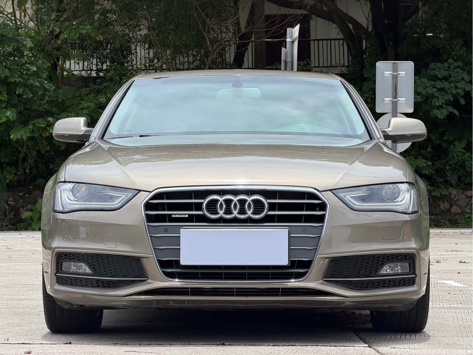 Audi A4L, 2014 3