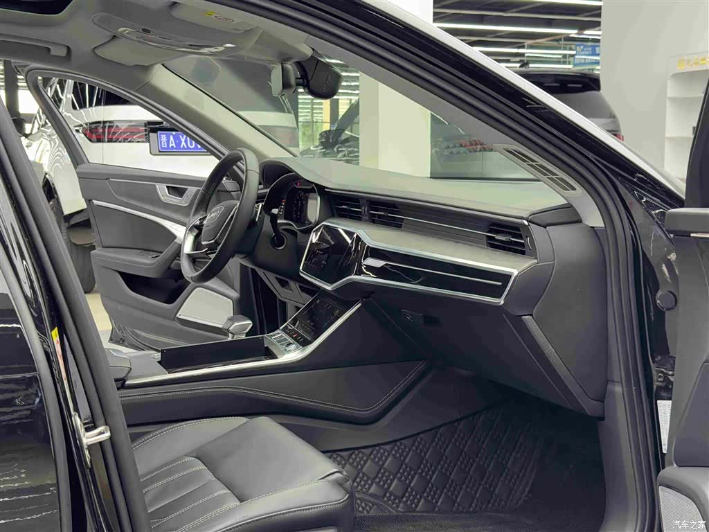 Audi A6L, 2022 10