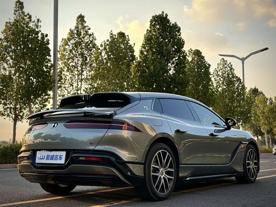Denza Z9GT Denza Z9GT