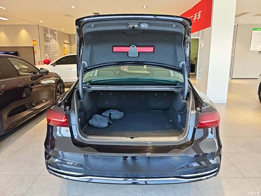 Audi A7L, 2025 19