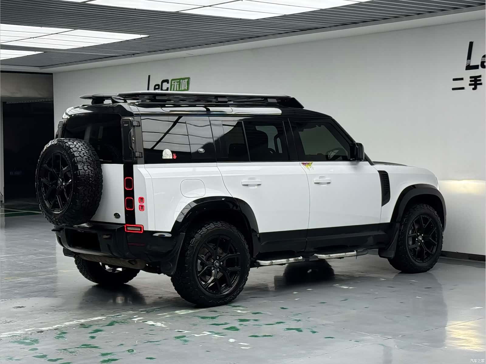 Land Rover Defender, 2022 6