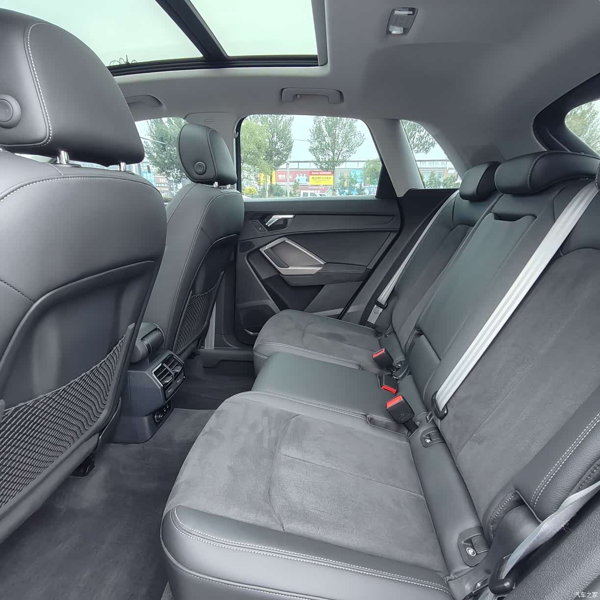Audi Q3, 2022 8