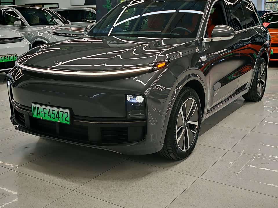Li Auto Ideal L8