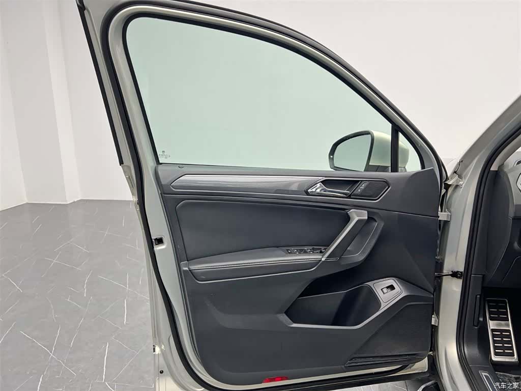 Volkswagen Tiguan L, 2019 13