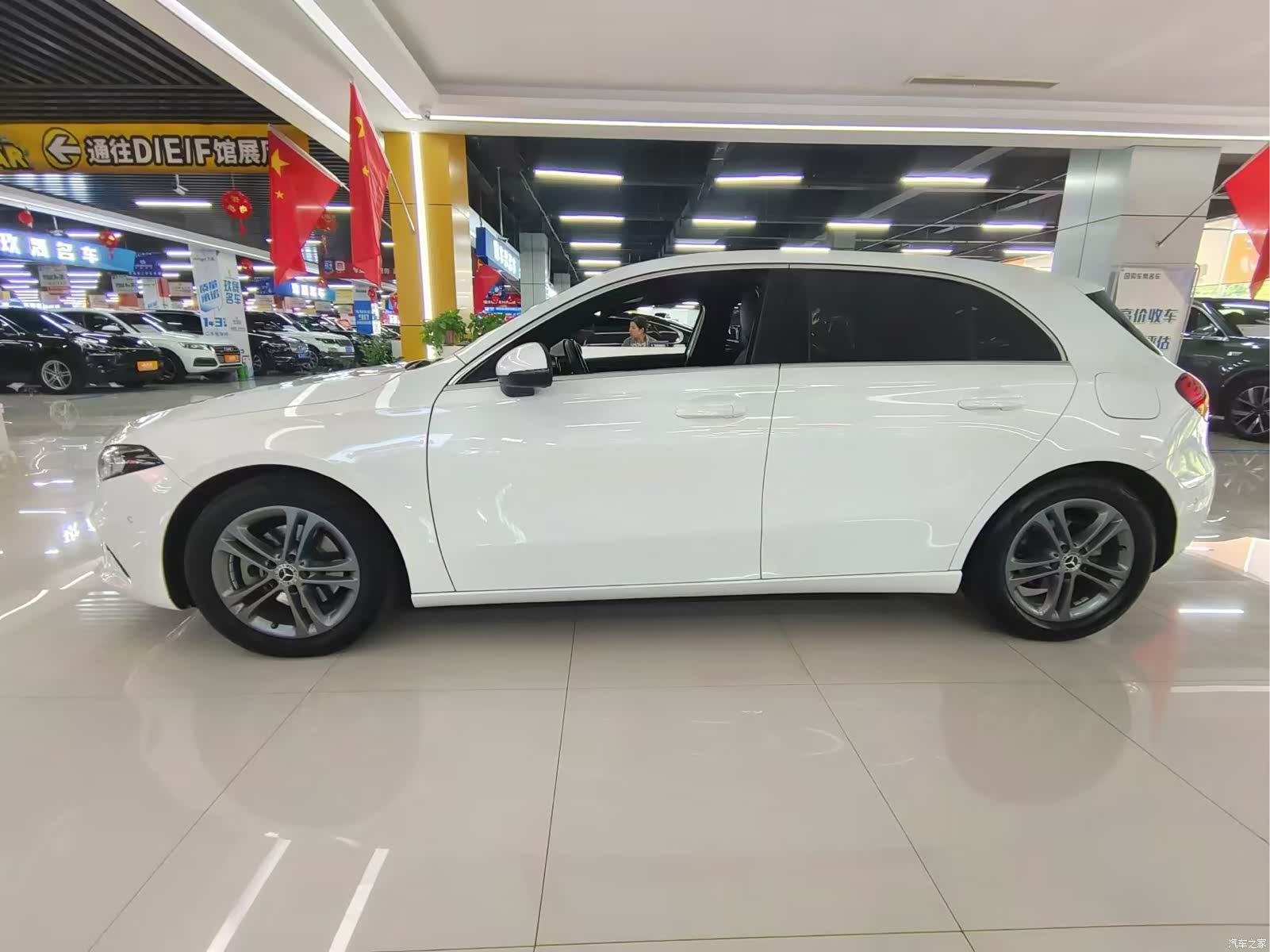 Mercedes-Benz A-Class, 2019 8
