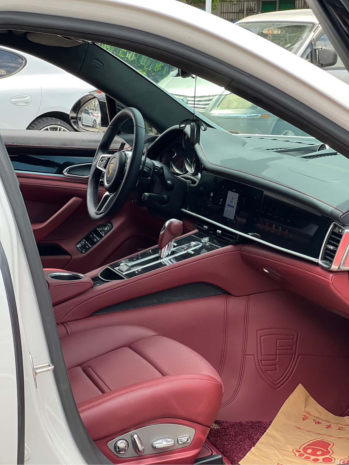 Porsche Panamera, 2011 все фото