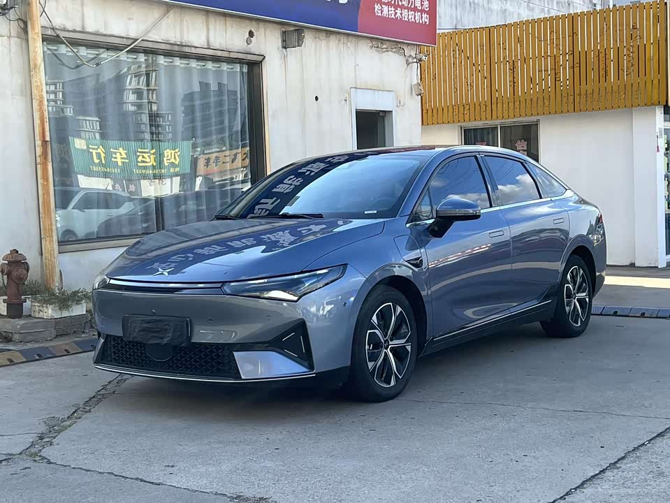 XPENG P5