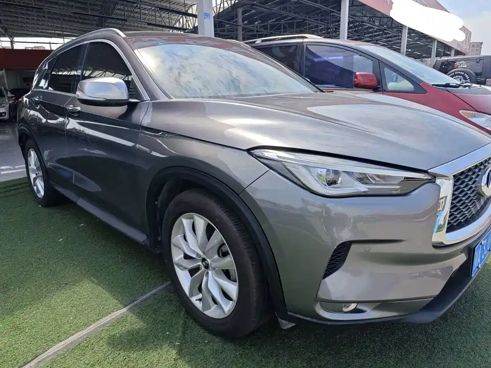 Infiniti QX50