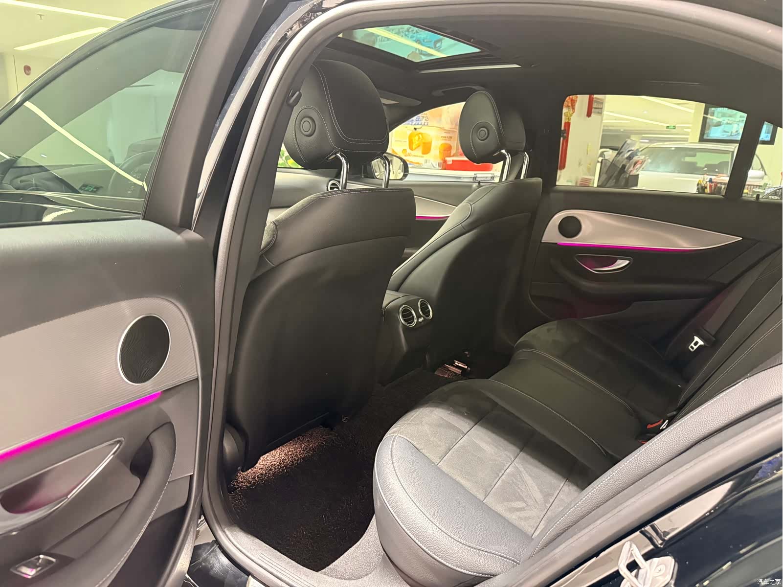 Mercedes-Benz E-Class, 2018 21