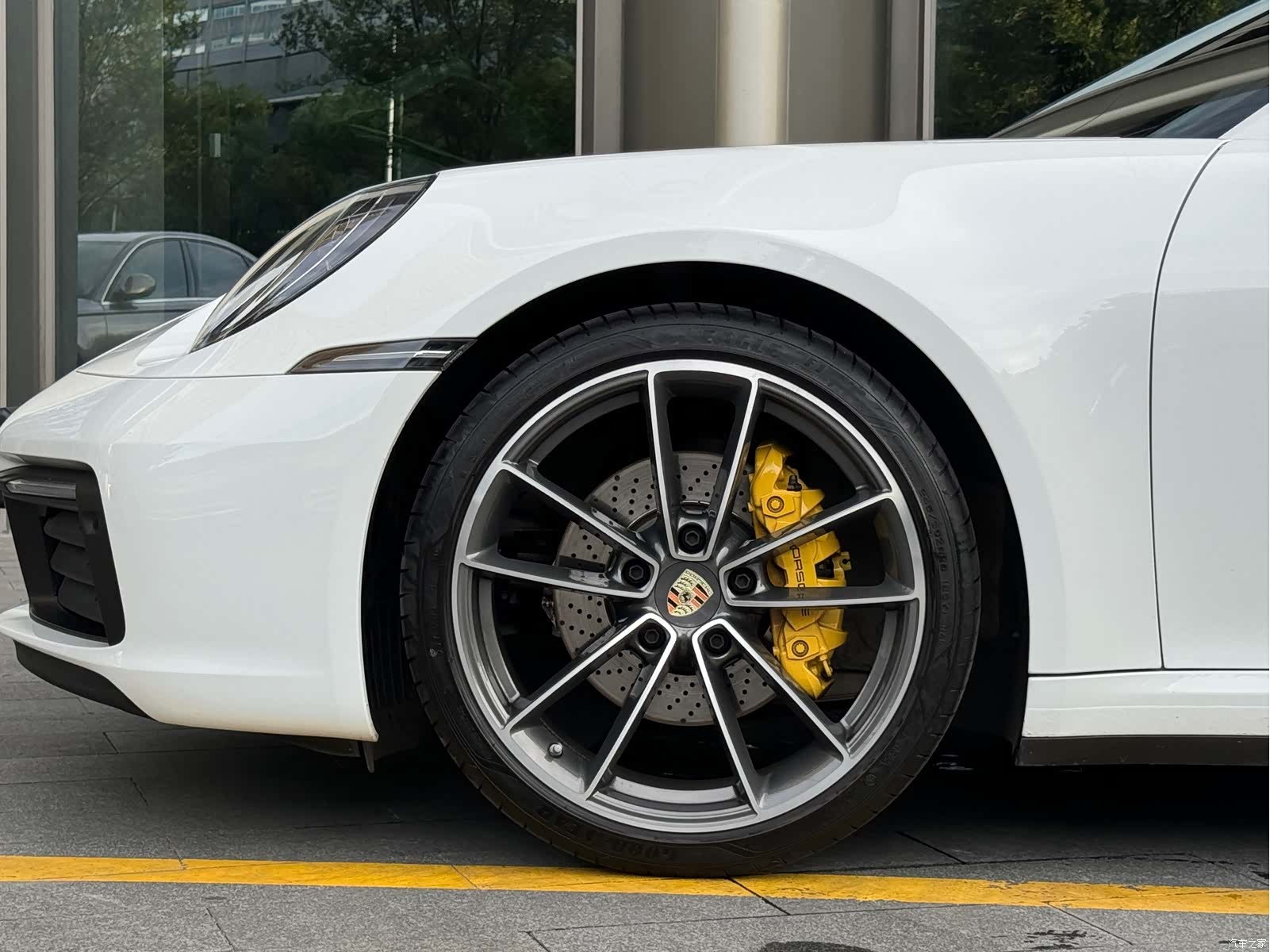 Porsche 911, 2023 8