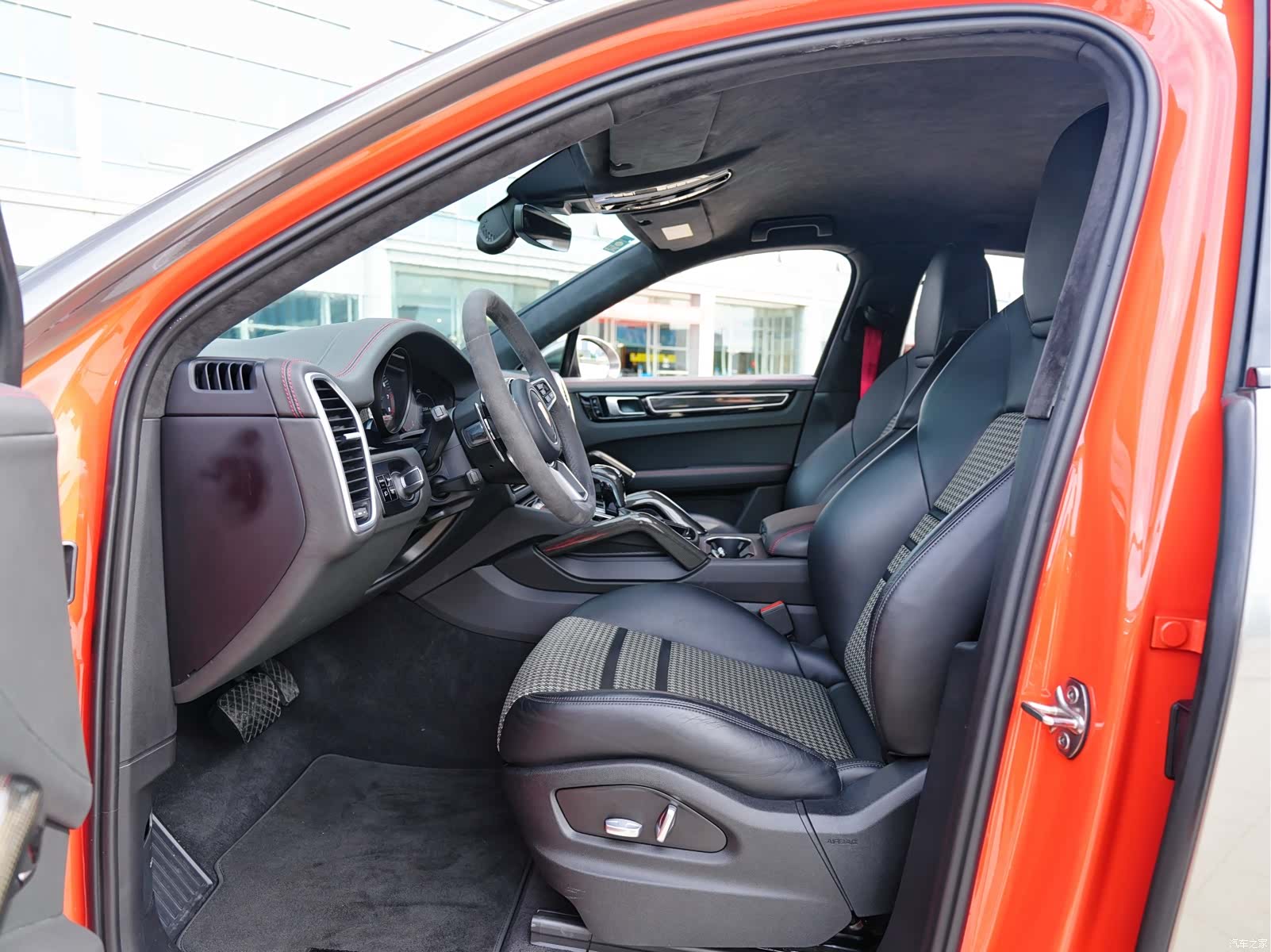 Porsche Cayenne, 2020 11