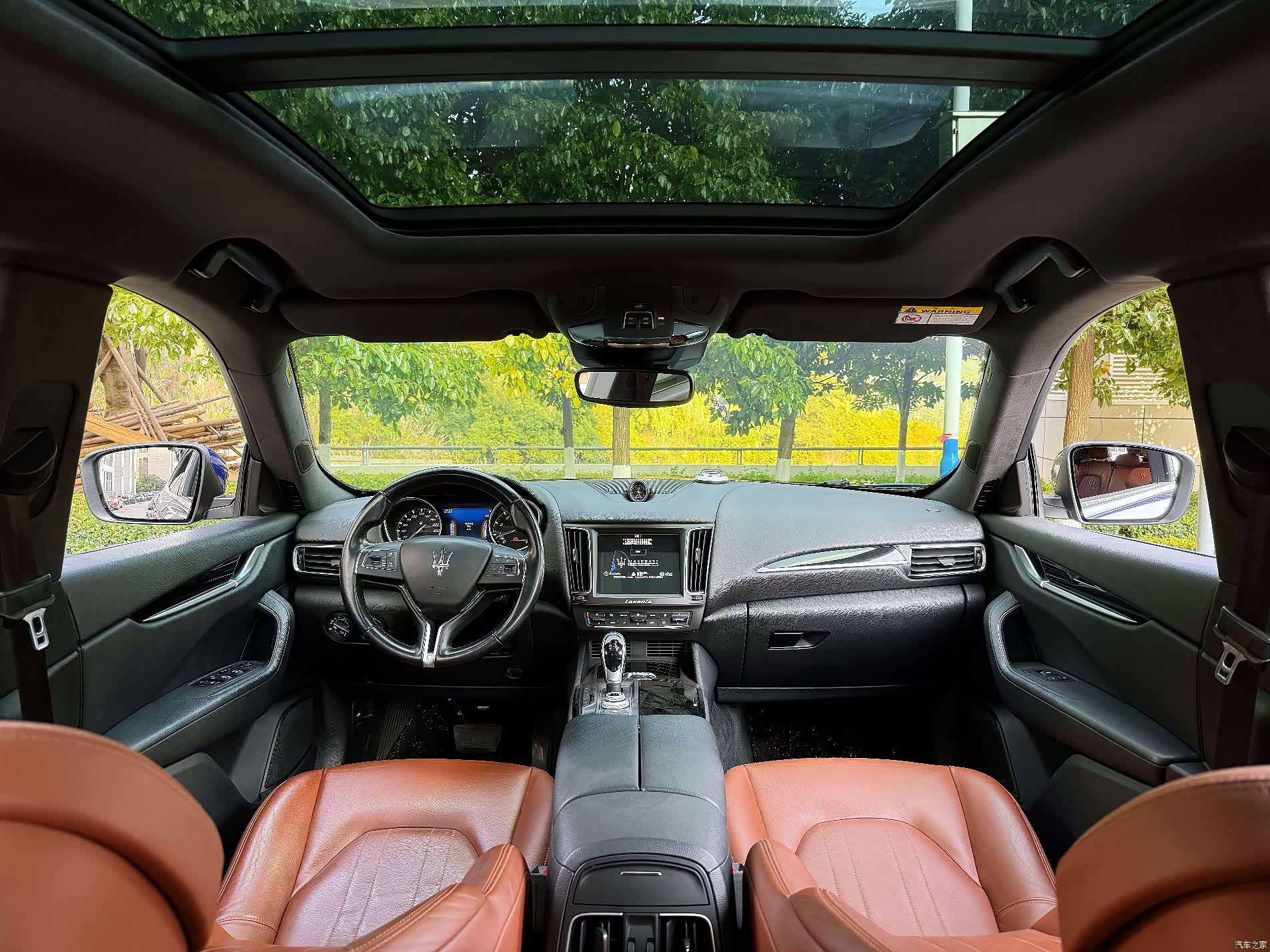 Maserati Levante, 2018 9