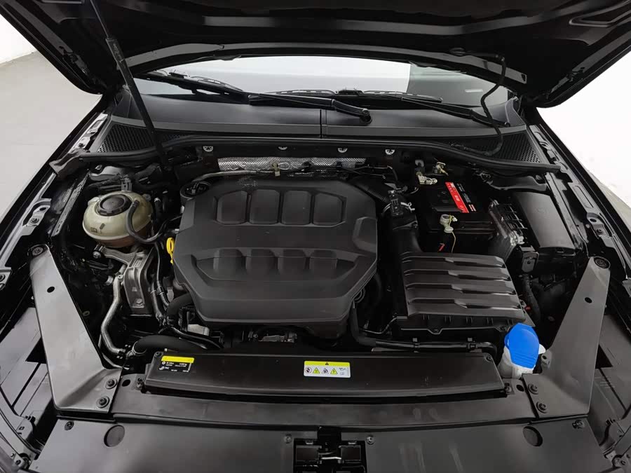 Volkswagen Magotan 2023, фото 6