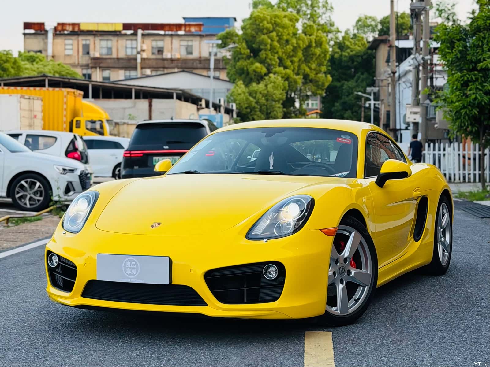 Porsche Cayman, 2014 1