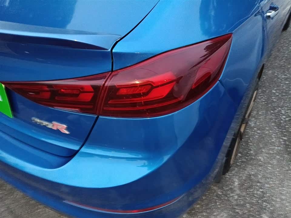 Hyundai Lead Hyundai Lead