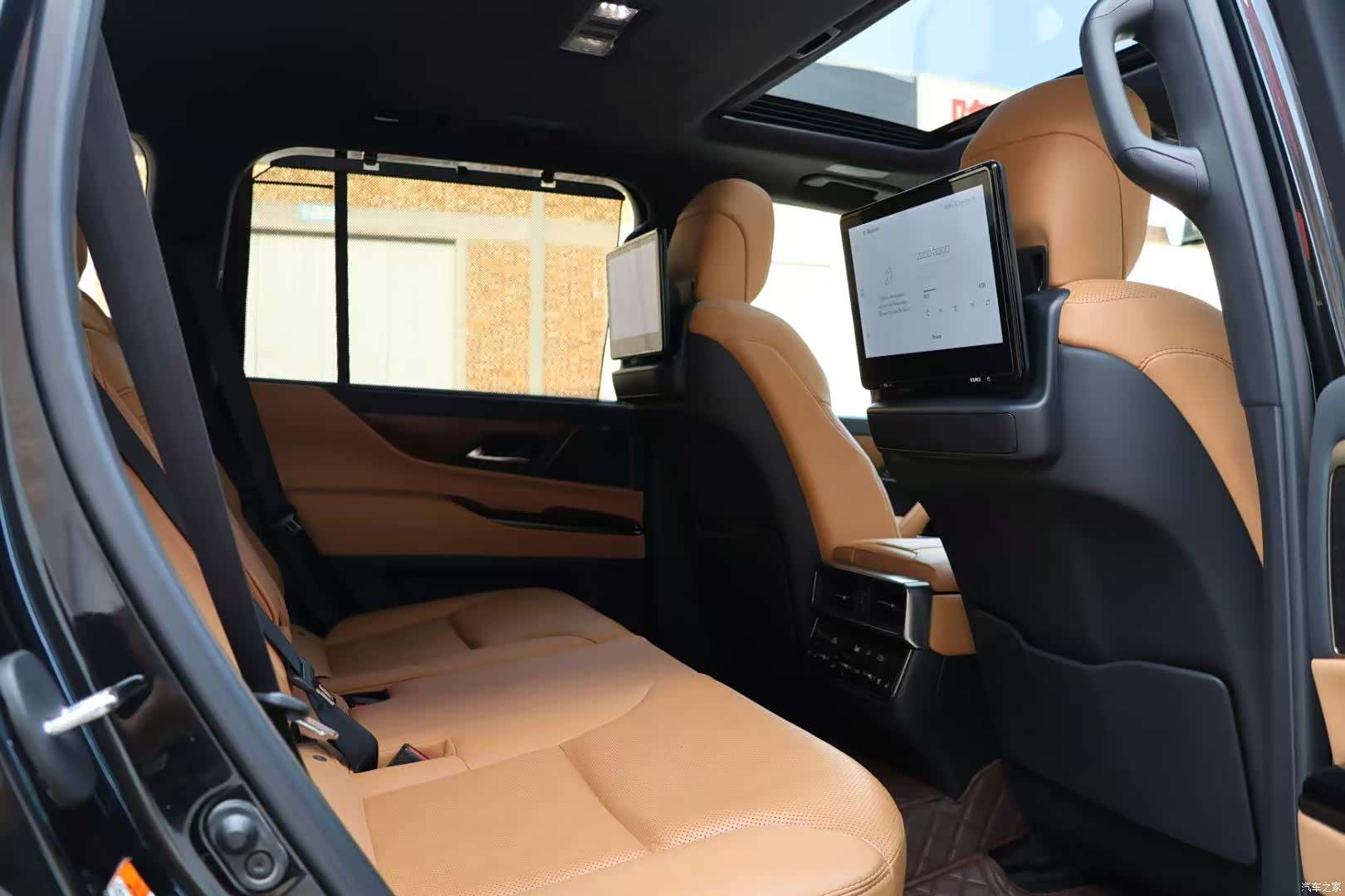 Lexus LX, 2025 15