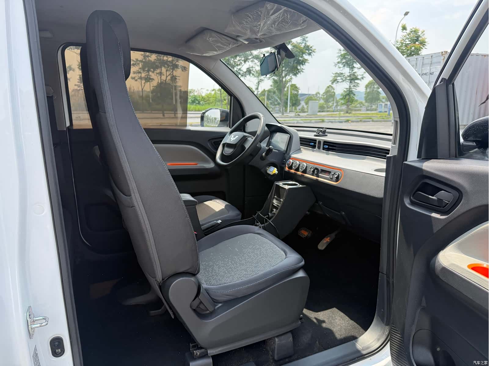 Wuling MINIEV, 2022 12
