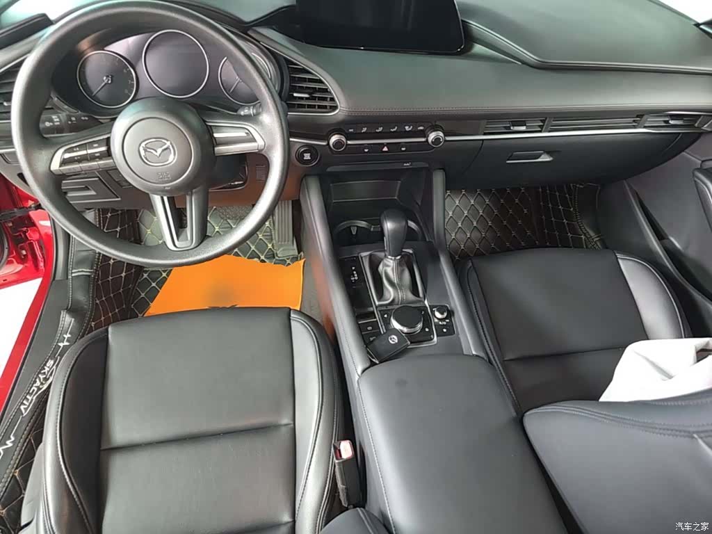 Mazda Mazda3, 2022 10