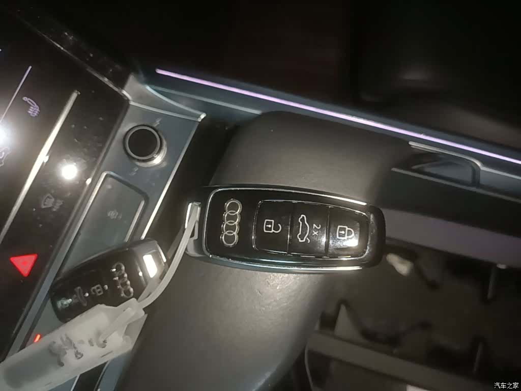 Audi e-tron, 2020 17