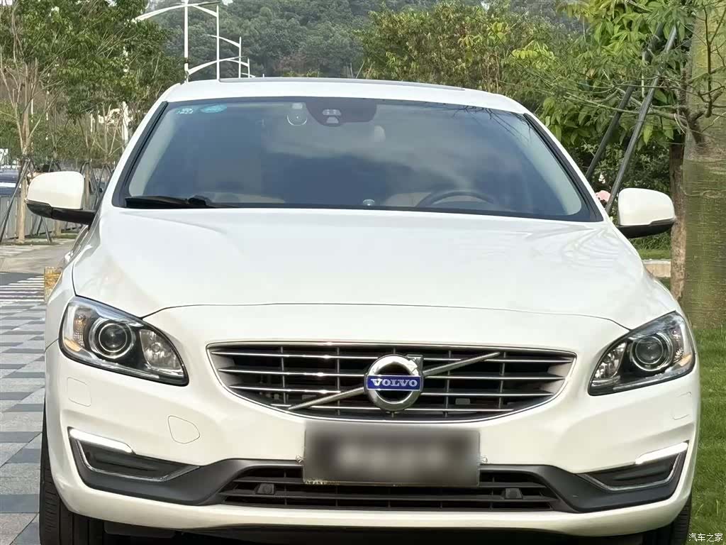 Volvo S60, 2014 7