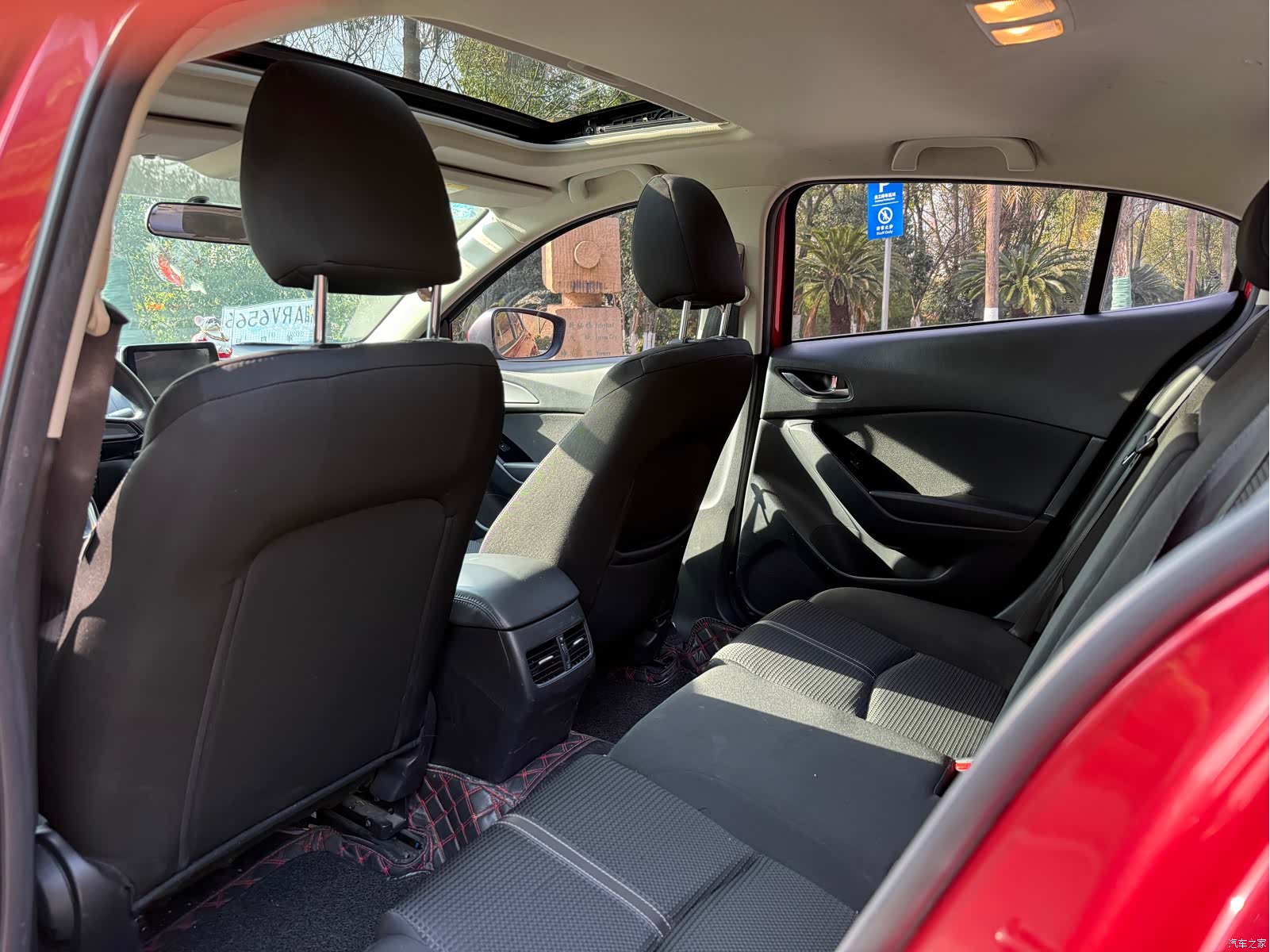 Mazda Mazda3, 2019 13