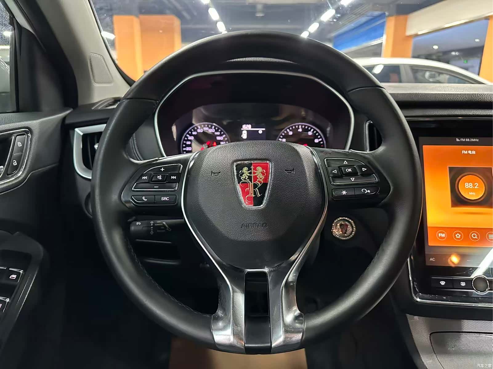 Roewe RX5, 2019 10
