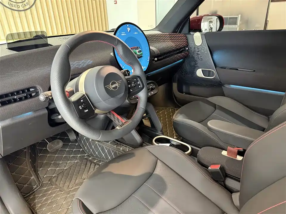 MINI Electric JCW ACEMAN